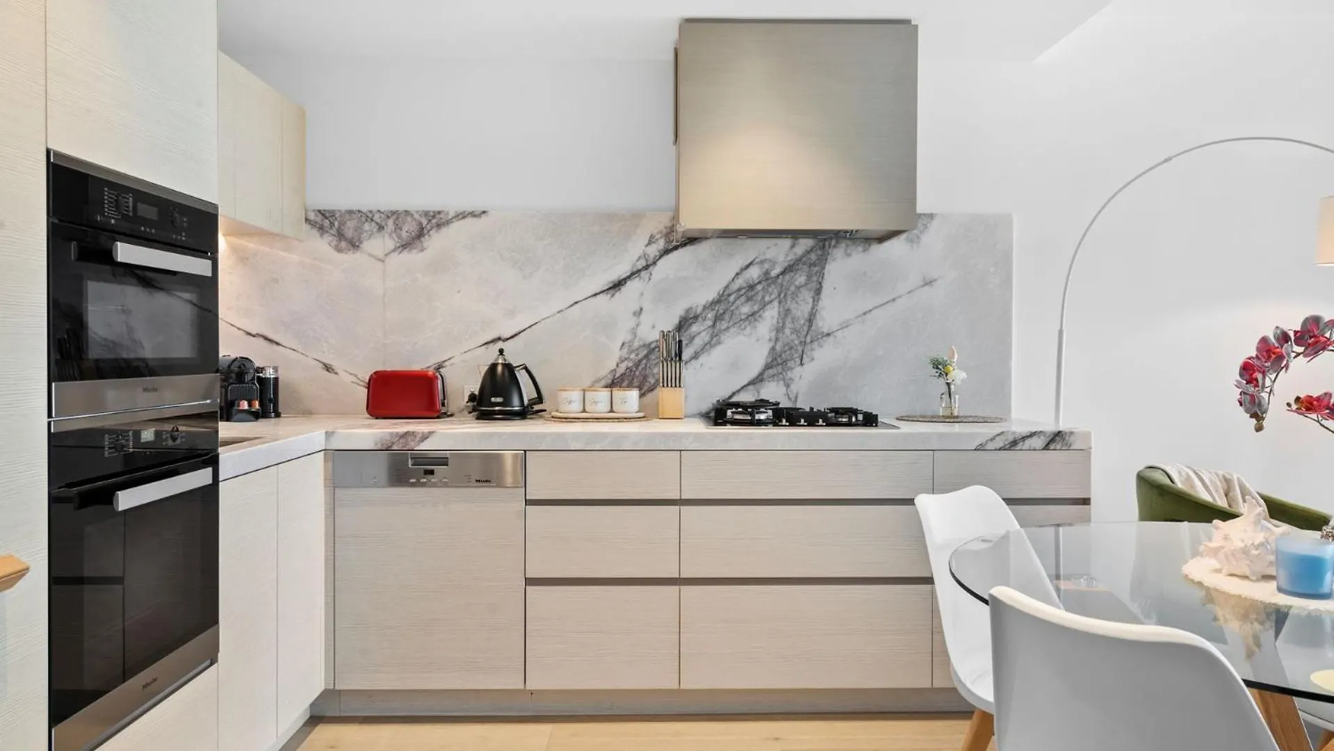 Luxury One Bedroom Apartment Gold Coast